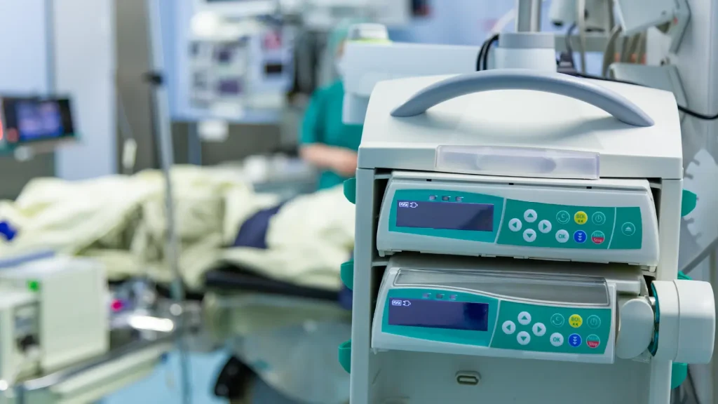 Axelerist medical equipment and devices in a modern operating room
